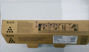 842047